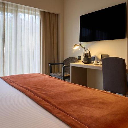 Hotel Versatile Guarda Luaran gambar
