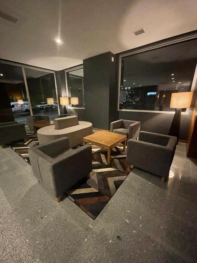 Hotel Versatile Guarda Luaran gambar