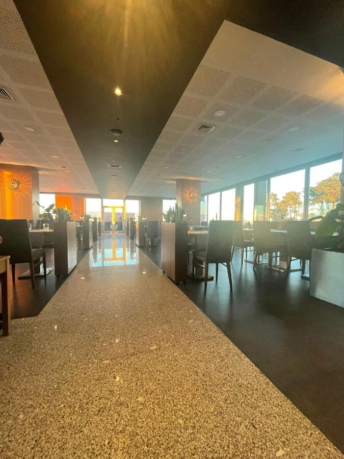 Hotel Versatile Guarda Luaran gambar