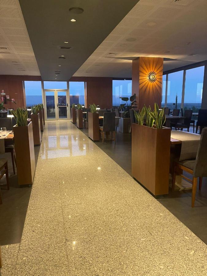 Hotel Versatile Guarda Luaran gambar