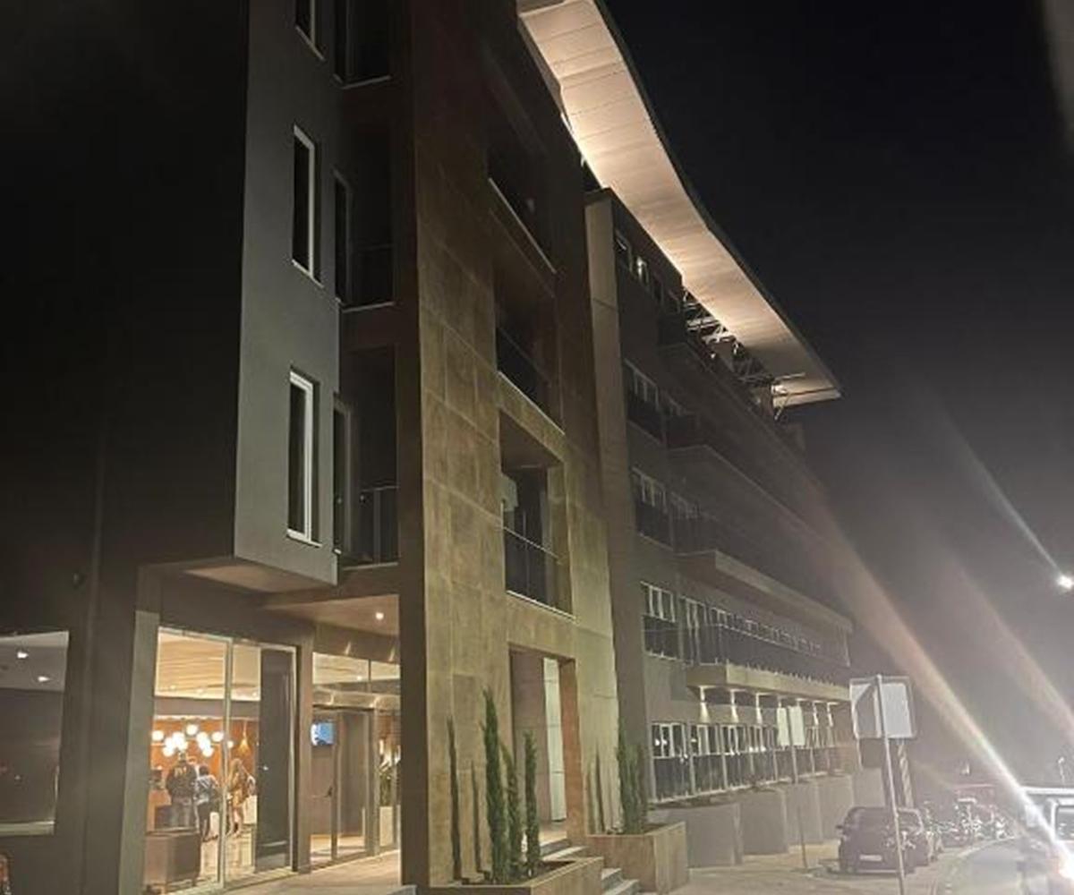 Hotel Versatile Guarda Luaran gambar