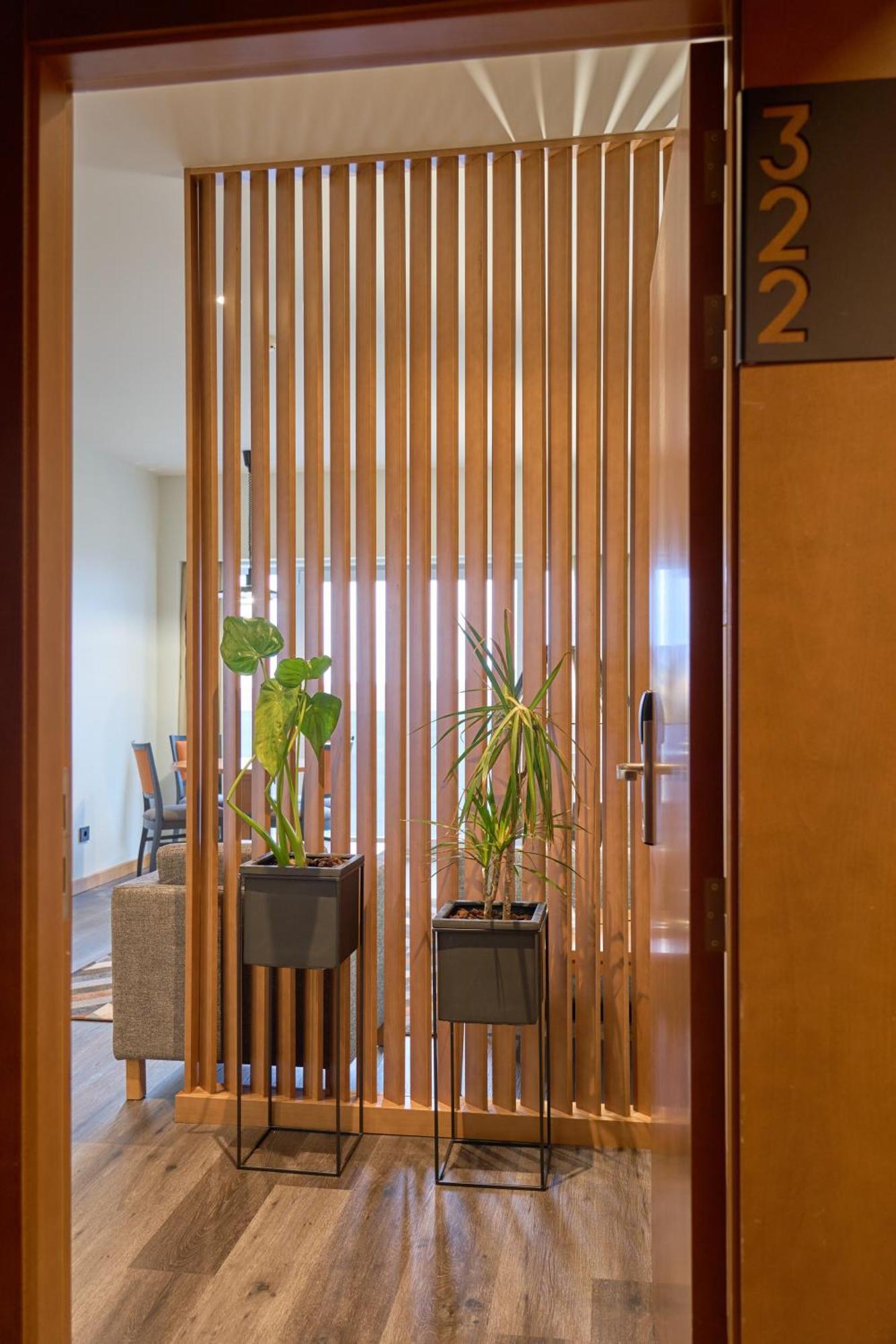 Hotel Versatile Guarda Luaran gambar