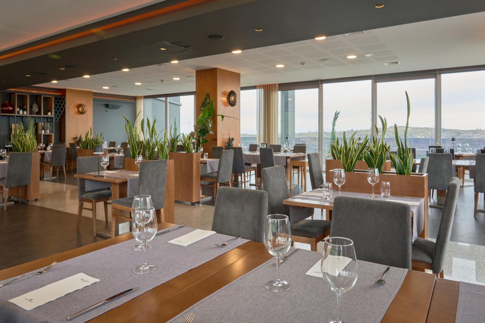 Hotel Versatile Guarda Luaran gambar