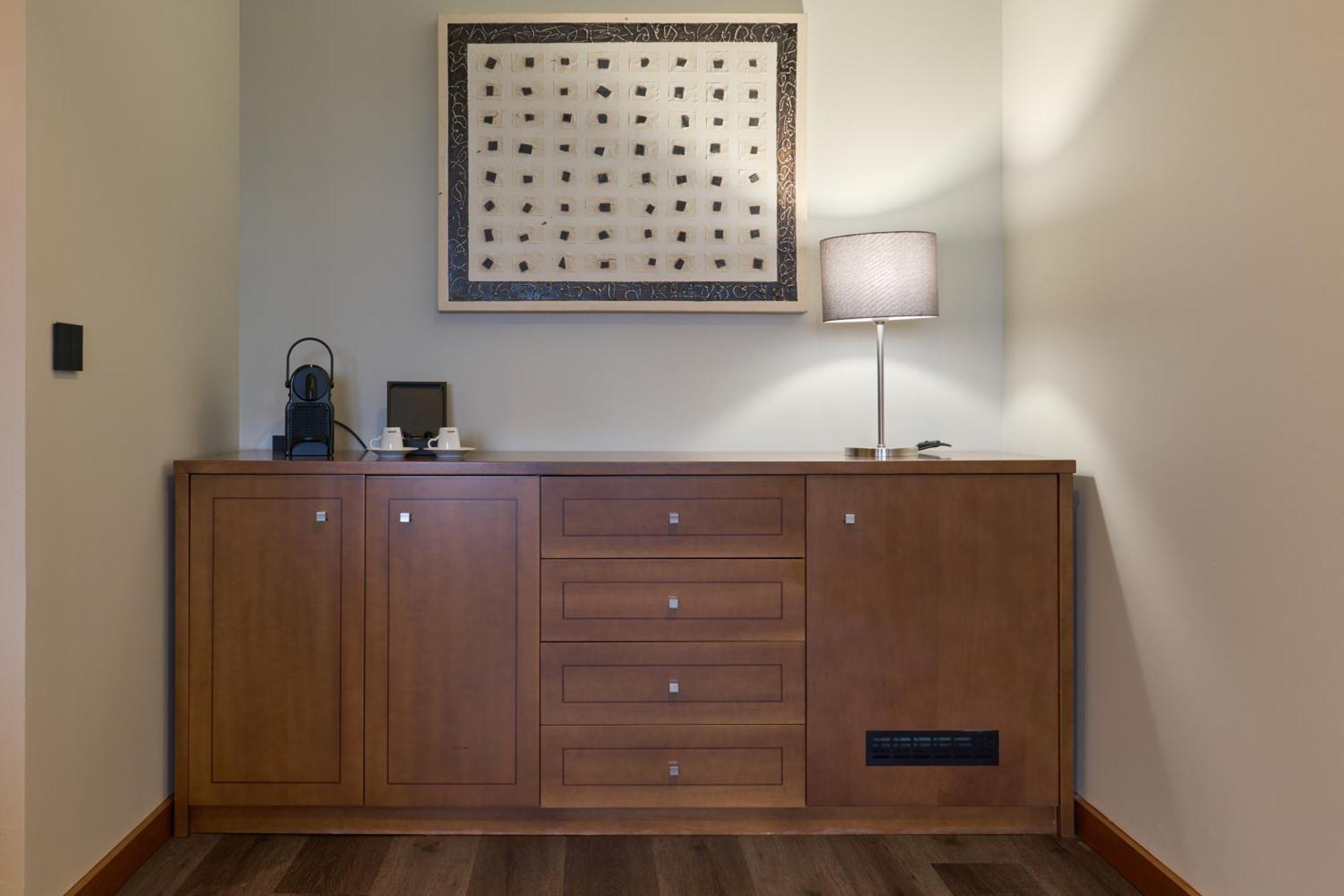 Hotel Versatile Guarda Luaran gambar