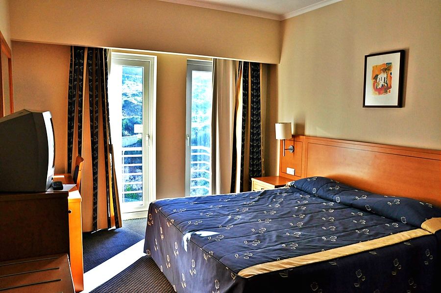 Hotel Versatile Guarda Luaran gambar