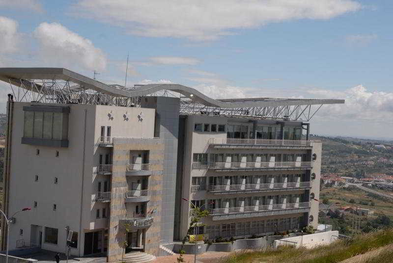 Hotel Versatile Guarda Luaran gambar